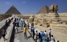 أستاذ اقتصاديات السياحة: الذكاء الاصطناعي يتدخل في اختيار الوجهات والفنادق وشركات الطيران
