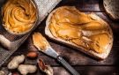أيهما أفضل.. اعرف الفرق بين تأثير الفول السوداني والبندق على الصحة