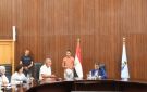 محافظ البحر الأحمر يستمع لشكاوى المواطنين ويوجه بسرعة فحصها وحلها - eg