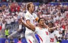 منتخب إنجلترا يقلب الطاولة على إسبانيا ويتقدم 2-1 في الشوط الأول - eg