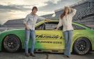 توم كروز يعلن عن عودة Days of Thunder بمشاركة آن هاثاواي