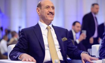 عدنان درجال يتولى منصب نائب رئيس اللجنة الفنية والتطوير في الفيفا عدنان درجال يتولى منصب نائب رئيس اللجنة الفنية والتطوير في الفيفا