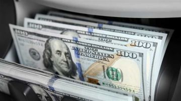 مع بداية الأسبوع.. ارتفاع أسعار الدولار بالأسواق العراقية مع بداية الأسبوع.. ارتفاع أسعار الدولار بالأسواق العراقية