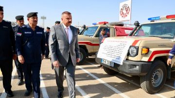 الداخلية تسلم الدفاع المدني الدفعة الثانية من الآليات التخصصية والساندة الداخلية تسلم الدفاع المدني الدفعة الثانية من الآليات التخصصية والساندة