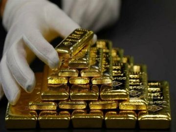 الذهب يقفز 2 عند التسوية متجاوزا 4140 دولارا للأوقية بدعم توقعات متفائلة الذهب يقفز 2 عند التسوية متجاوزا 4140 دولارا للأوقية بدعم توقعات متفائلة