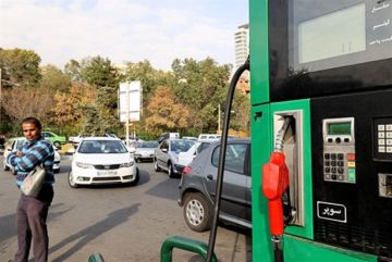 العراق يتوسع في مشاريع إنتاج المشتقات النفطية لدعم الاكتفاء الذاتي العراق يتوسع في مشاريع إنتاج المشتقات النفطية لدعم الاكتفاء الذاتي