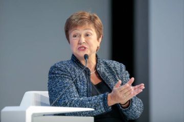 مديرة صندوق النقد تدعو للهدوء وتحذر من حرب تجارية عالمية مديرة صندوق النقد تدعو للهدوء وتحذر من حرب تجارية عالمية