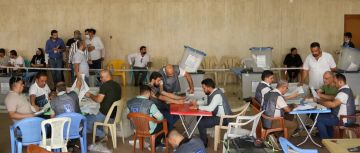 المفوضية تطلق برامج تدريبية عملية ونظرية لرفع كفاءة الكوادر الانتخابية المفوضية تطلق برامج تدريبية عملية ونظرية لرفع كفاءة الكوادر الانتخابية