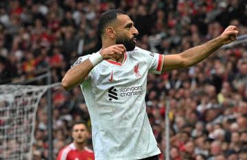 أسطورة ليفربول يحذر محمد صلاح قبل لقاء مانشستر يونايتد