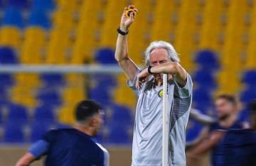 هل جيسوس سيتولى تدريب المنتخب السعودي؟