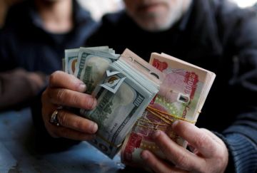 تراجع طفيف لسعر الصرف في بغداد.. الورقة بـ 141150 تراجع طفيف لسعر الصرف في بغداد.. الورقة بـ 141150