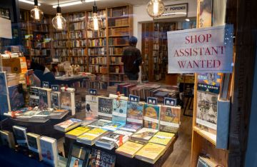 ارتفاع البطالة في بريطانيا إلى أعلى مستوى في أربع سنوات ارتفاع البطالة في بريطانيا إلى أعلى مستوى في أربع سنوات