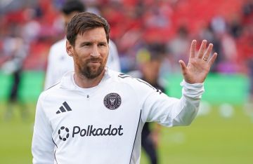 ميسي يكشف سر رفضه عرض الهلال السعودي المغري ميسي يكشف سر رفضه عرض الهلال السعودي المغري