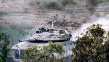 اليونيفيل: دبابة إسرائيلية أطلقت النار على قواتها جنوب لبنان اليونيفيل: دبابة إسرائيلية أطلقت النار على قواتها جنوب لبنان