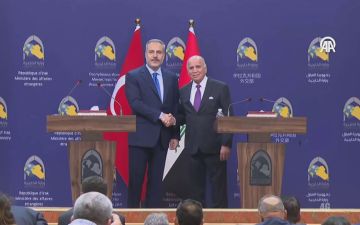 في خطوة تأريخية.. العراق وتركيا يعلنان توقيع اتفاقية تنظيم وإدارة ملف المياه بين البلدين في خطوة تأريخية.. العراق وتركيا يعلنان توقيع اتفاقية تنظيم وإدارة ملف المياه بين البلدين