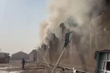 الدفاع المدني: حريق مخازن النجف متعمد والاستخبارات تعتقل المشتبه به الدفاع المدني: حريق مخازن النجف متعمد والاستخبارات تعتقل المشتبه به