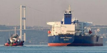 العقوبات تعيق طريق نقل النفط الروسي إلى الصين العقوبات تعيق طريق نقل النفط الروسي إلى الصين