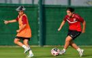 منتخب السيدات لكرة القدم يختتم تحضيراته لمواجهة الأردن غدا