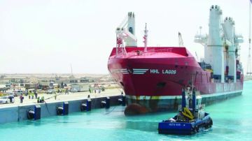 الموانئ: استقطاب الخطوط الملاحية وشركات الشحن أسهم في ارتفاع الإيرادات الموانئ: استقطاب الخطوط الملاحية وشركات الشحن أسهم في ارتفاع الإيرادات