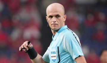 حكم أردني يقود مباراة العراق والسودان بكأس العرب حكم أردني يقود مباراة العراق والسودان بكأس العرب