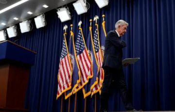 الاحتياطي الفدرالي يخفض الفائدة ربع نقطة مئوية مع تلويح بتعليق المزيد من التخفيضات الاحتياطي الفدرالي يخفض الفائدة ربع نقطة مئوية مع تلويح بتعليق المزيد من التخفيضات