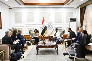 وزيرة المالية تؤكد أهمية التكامل بين الإصلاح المالي والسياسات البيئية وزيرة المالية تؤكد أهمية التكامل بين الإصلاح المالي والسياسات البيئية