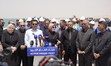 وزير النقل العراقي: مدن صناعية على طول طريق التنمية وميناء الفاو يسير نحو الإنجاز هذا العام
