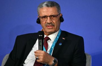 وزير النفط العراقي: نجري مفاوضات مع شيفرون الأمريكية لتطوير حقل نفطي جنوبي البلاد