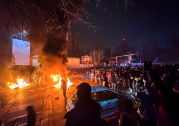 رئيس المحكمة العليا الايرانية: عقوبات صارمة تنتظر مثيري الشغب رئيس المحكمة العليا الايرانية: عقوبات صارمة تنتظر مثيري الشغب