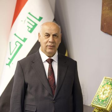 وزير الثقافة يعلن اكمال تمويل منحة الصحفيين والأدباء والفنانين