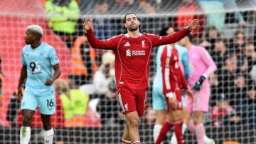 ليفربول يتعثر أمام بيرنلي في الدوري الإنجليزي الممتاز