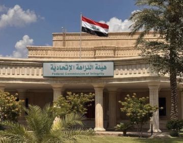 النزاهة: تفكيك شبكة احتيال للتعيين تضم 12 موظفا في بغداد
