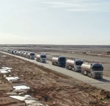 بلومبيرغ: العراق على وشك تصدير نفطه عبر شاحنات من سوريا منتصف الشهر الحالي بلومبيرغ: العراق على وشك تصدير نفطه عبر شاحنات من سوريا منتصف الشهر الحالي
