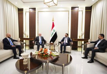 رئيس الجمهورية ورئيس حزب تقدم يبحثان الأوضاع السياسية والأمنية والاقتصادية رئيس الجمهورية ورئيس حزب تقدم يبحثان الأوضاع السياسية والأمنية والاقتصادية