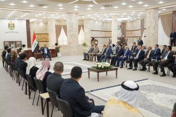 رئيس الوزراء: خطة مشروع المليون مزرعة ستكون على شكل تخصصات زراعية تناسب المحافظات رئيس الوزراء: خطة مشروع المليون مزرعة ستكون على شكل تخصصات زراعية تناسب المحافظات