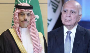 وزير الخارجية ونظيره السعودي يؤكدان أهمية طرح مبادرة إقليمية تسهم في خفض التصعيد بالمنطقة وزير الخارجية ونظيره السعودي يؤكدان أهمية طرح مبادرة إقليمية تسهم في خفض التصعيد بالمنطقة