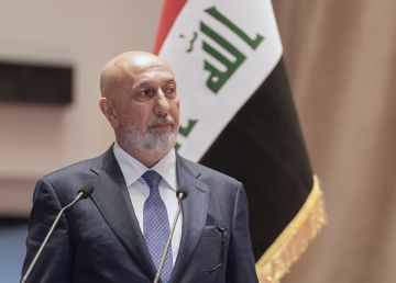 رئيس الجمهورية: استكمال الكابينة الوزارية يمثل خطوة مهمة في مسار العمل الحكومي رئيس الجمهورية: استكمال الكابينة الوزارية يمثل خطوة مهمة في مسار العمل الحكومي