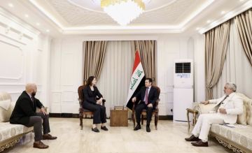 قاسم الأعرجي يؤكد أهمية تطوير العلاقات مع الدول الصديقة على أساس الاحترام المتبادل والمصالح المشتركة قاسم الأعرجي يؤكد أهمية تطوير العلاقات مع الدول الصديقة على أساس الاحترام المتبادل والمصالح المشتركة
