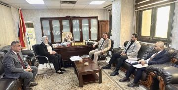 التربية تناقش ضوابط احتساب الشهادات العليا للموظفين التربية تناقش ضوابط احتساب الشهادات العليا للموظفين