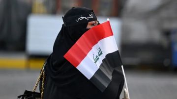 لا نحتفل بوطن يظلم نصفه : اعتراضات على المدونة الجعفرية وواقع حقوق النساء في العراق لا نحتفل بوطن يظلم نصفه : اعتراضات على المدونة الجعفرية وواقع حقوق النساء في العراق