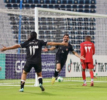 منتخبنا الوطني للقدامى يفتتح مشواره في كأس الخليج بخماسية نظيفة في شباك عمان منتخبنا الوطني للقدامى يفتتح مشواره في كأس الخليج بخماسية نظيفة في شباك عمان