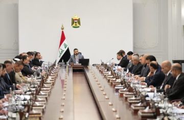 رئيس الوزراء يثمن جهود المحافظات التي استكملت إجراءات مبادرة مليون قطعة أرض سكنية رئيس الوزراء يثمن جهود المحافظات التي استكملت إجراءات مبادرة مليون قطعة أرض سكنية