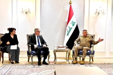 مدير مكتب القائد العام: العراق مستعد للمشاركة بعمليات السلام تحت مظلة الأمم المتحدة مدير مكتب القائد العام: العراق مستعد للمشاركة بعمليات السلام تحت مظلة الأمم المتحدة