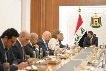 برئاسة رئيس الوزراء .. اللجنة الوطنية العليا للمياه تتخذ عددا من القرارات لإدارة الخزين المائي برئاسة رئيس الوزراء .. اللجنة الوطنية العليا للمياه تتخذ عددا من القرارات لإدارة الخزين المائي