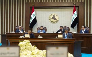 رئيس وزراء العراق: نحارب الفساد ولا نريد الاقتراض.. وضخ كميات من الدولار قريبا
