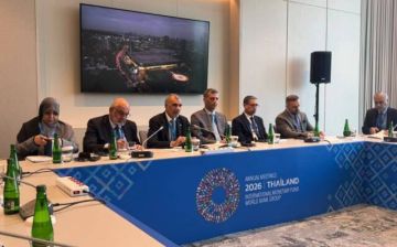 العراق يبحث مع البنك الدولي تمويل مشاريع استراتيجية ودعم الإصلاحات الاقتصادية العراق يبحث مع البنك الدولي تمويل مشاريع استراتيجية ودعم الإصلاحات الاقتصادية