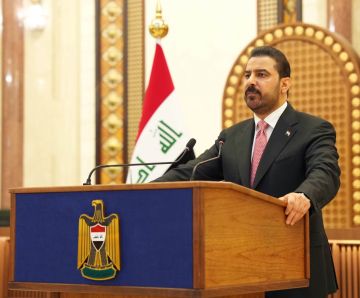 القائد العام: لنعلن عهدا جديدا ينتقل فيه العراق إلى وطن يملك قراره كاملا ويحمي أرضه وسيادته القائد العام: لنعلن عهدا جديدا ينتقل فيه العراق إلى وطن يملك قراره كاملا ويحمي أرضه وسيادته