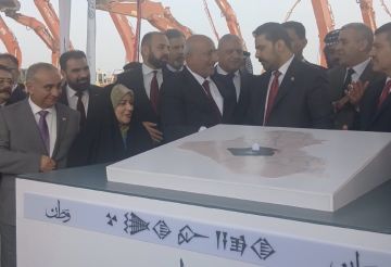 رئيس الوزراء يضع حجر الأساس ويعلن إطلاق مشروع المليون قطعة أرض سكنية في كربلاء المقدسة رئيس الوزراء يضع حجر الأساس ويعلن إطلاق مشروع المليون قطعة أرض سكنية في كربلاء المقدسة