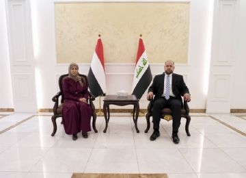 وزراء خارجية اليمن وليبيا وغامبيا يصلون العاصمة بغداد وزراء خارجية اليمن وليبيا وغامبيا يصلون العاصمة بغداد