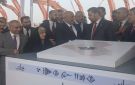 رئيس الوزراء يضع حجر الأساس ويعلن إطلاق مشروع المليون قطعة أرض سكنية في كربلاء المقدسة
